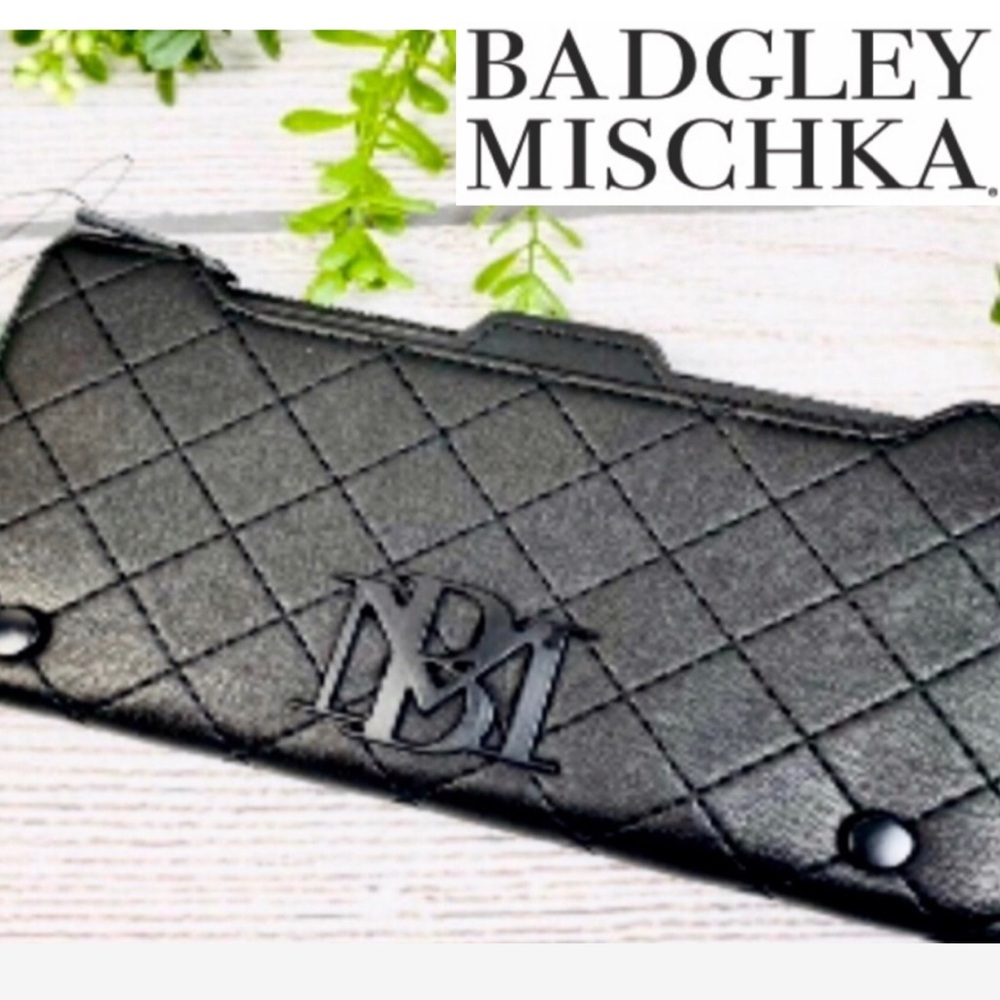 Badgley Mischka NEW Black Ladies Wallet